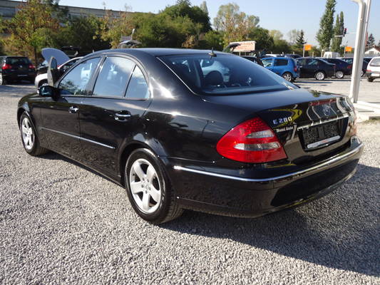 2006 Mercedes E280    $17,900