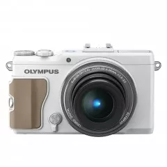 Olympus XZ-2, 12MP, FlashAir Card