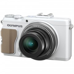 Olympus XZ-2, 12MP, FlashAir Card